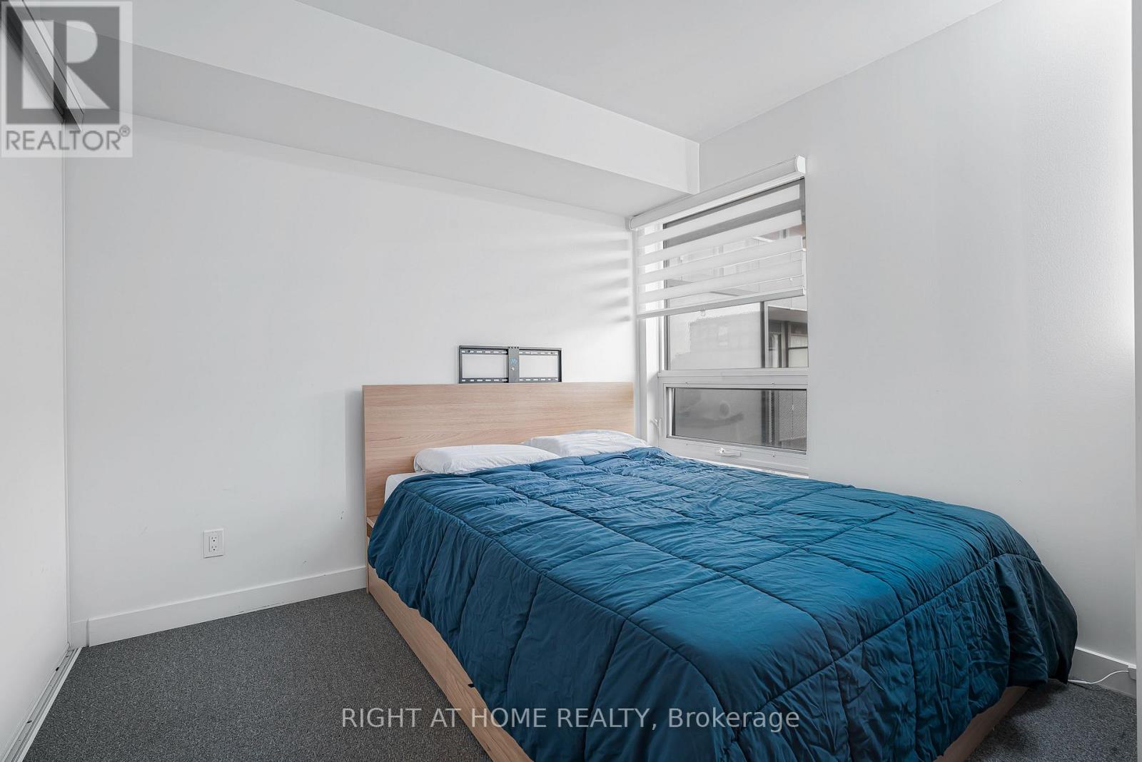 602 - 120 Varna Drive, Toronto, Ontario  M6A 0B3 - Photo 16 - W12366759