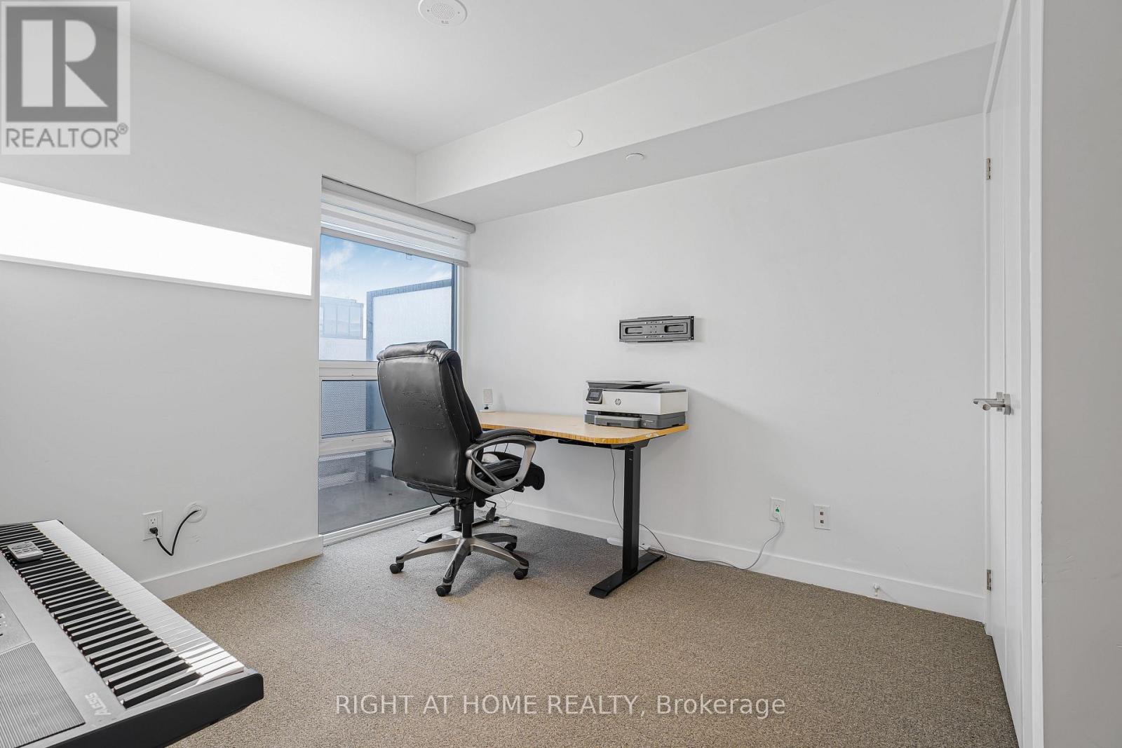 602 - 120 Varna Drive, Toronto, Ontario  M6A 0B3 - Photo 18 - W12366759