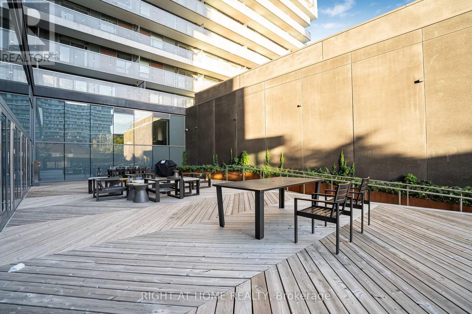 602 - 120 Varna Drive, Toronto, Ontario  M6A 0B3 - Photo 28 - W12366759