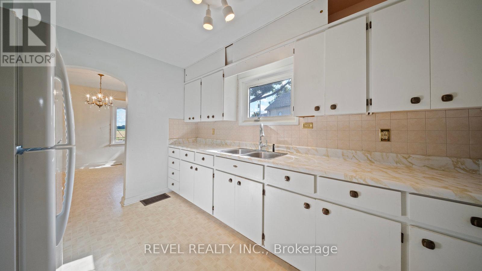 460 Burtch Road, Brant, Ontario  N0E 1K0 - Photo 14 - X12366729