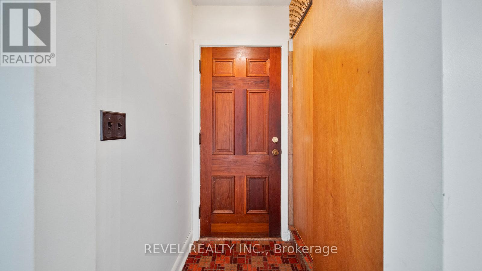 460 Burtch Road, Brant, Ontario  N0E 1K0 - Photo 6 - X12366729