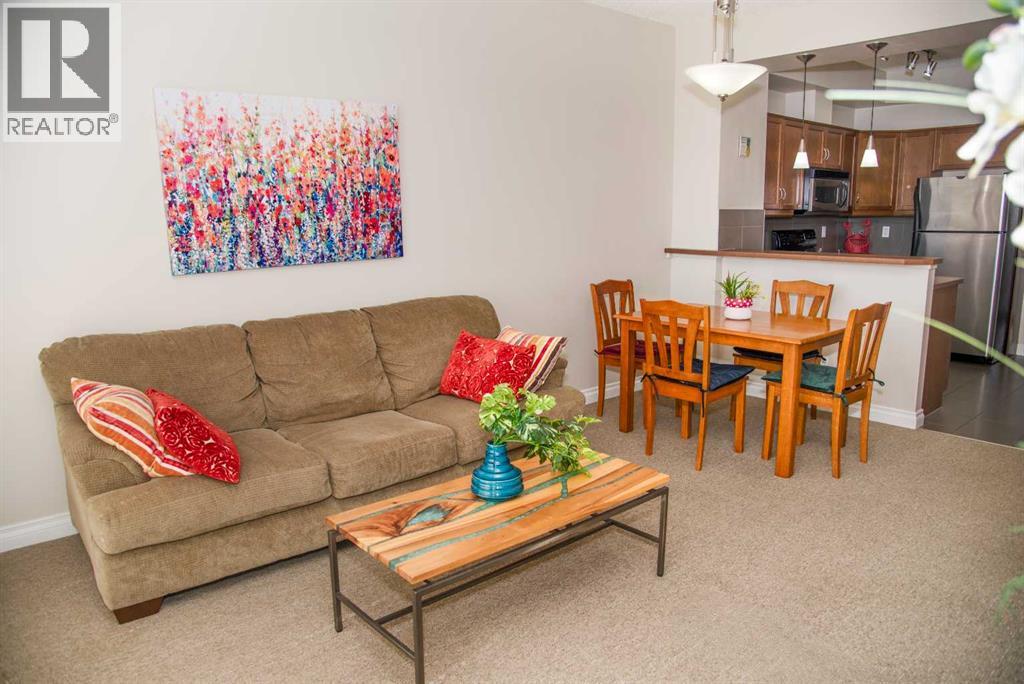 14, 153 Rockyledge View Nw, Calgary, Alberta  T3G 5N1 - Photo 4 - A2251646