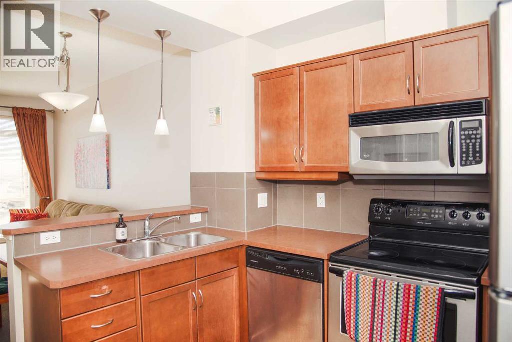 14, 153 Rockyledge View Nw, Calgary, Alberta  T3G 5N1 - Photo 7 - A2251646