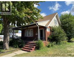 187 GILES, Windsor, Ontario