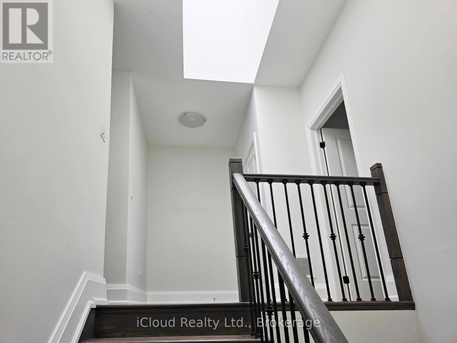 99a Leyton Avenue, Toronto (Oakridge), Ontario  M1L 3T9 - Photo 13 - E12366823