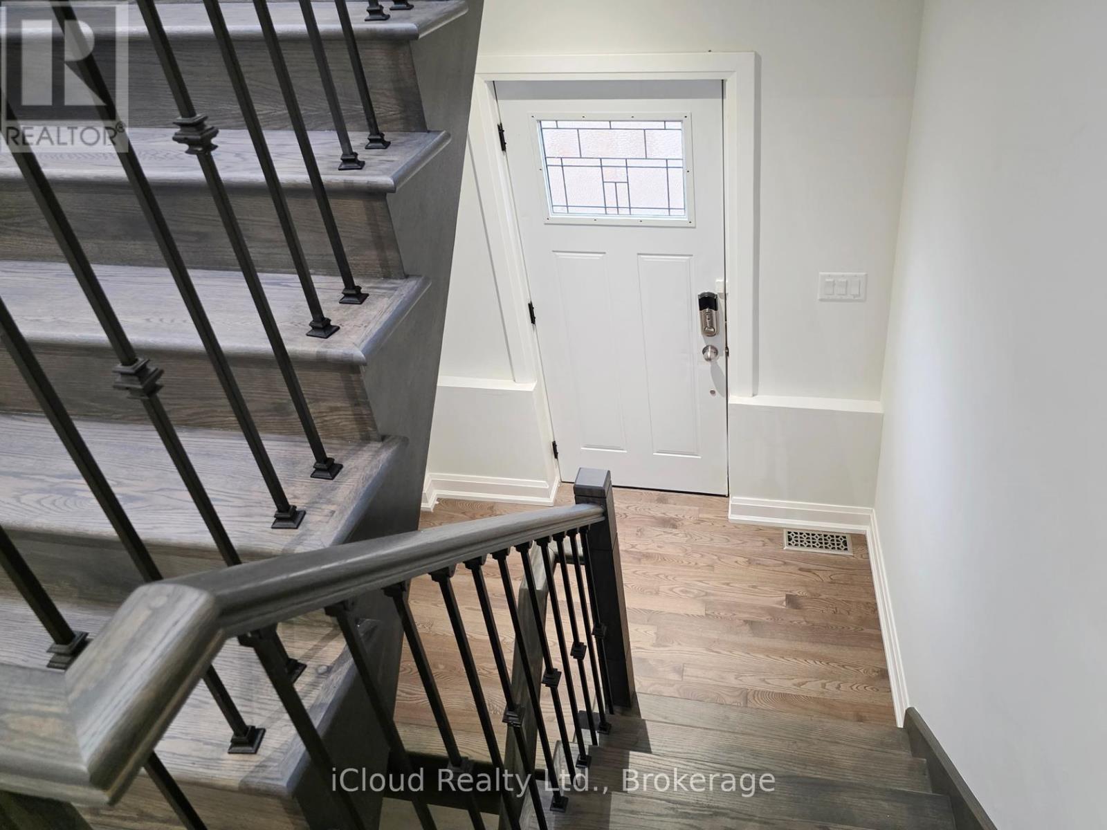 99a Leyton Avenue, Toronto (Oakridge), Ontario  M1L 3T9 - Photo 26 - E12366823