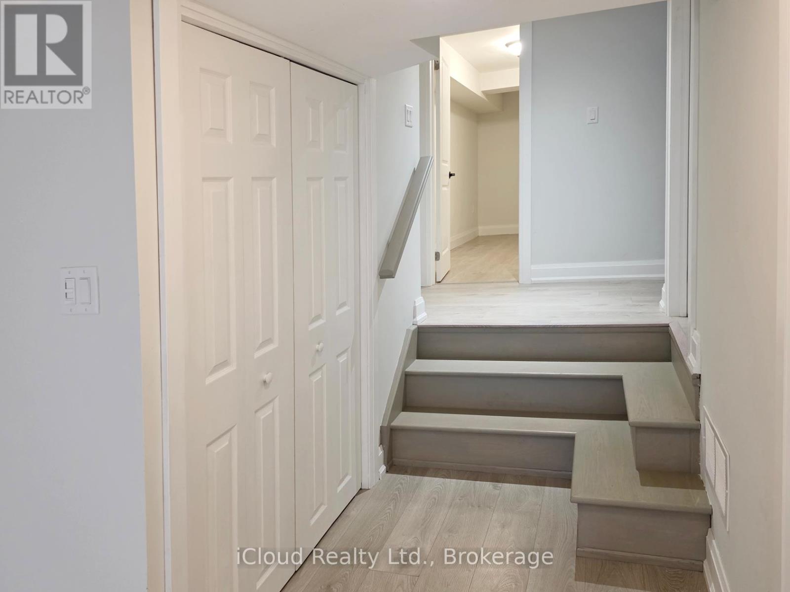 99a Leyton Avenue, Toronto (Oakridge), Ontario  M1L 3T9 - Photo 27 - E12366823