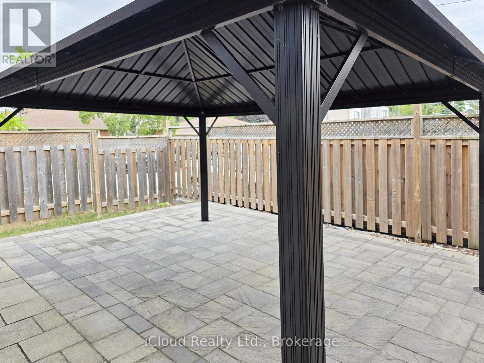 99a Leyton Avenue, Toronto (Oakridge), Ontario  M1L 3T9 - Photo 33 - E12366823