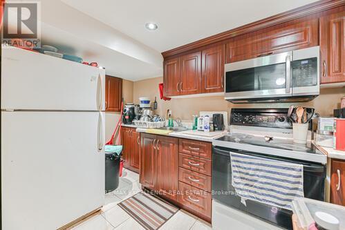 46 Lloydminster Avenue, Ajax (Central East), Ontario  L1Z 0N8 - Photo 39 - E12366861