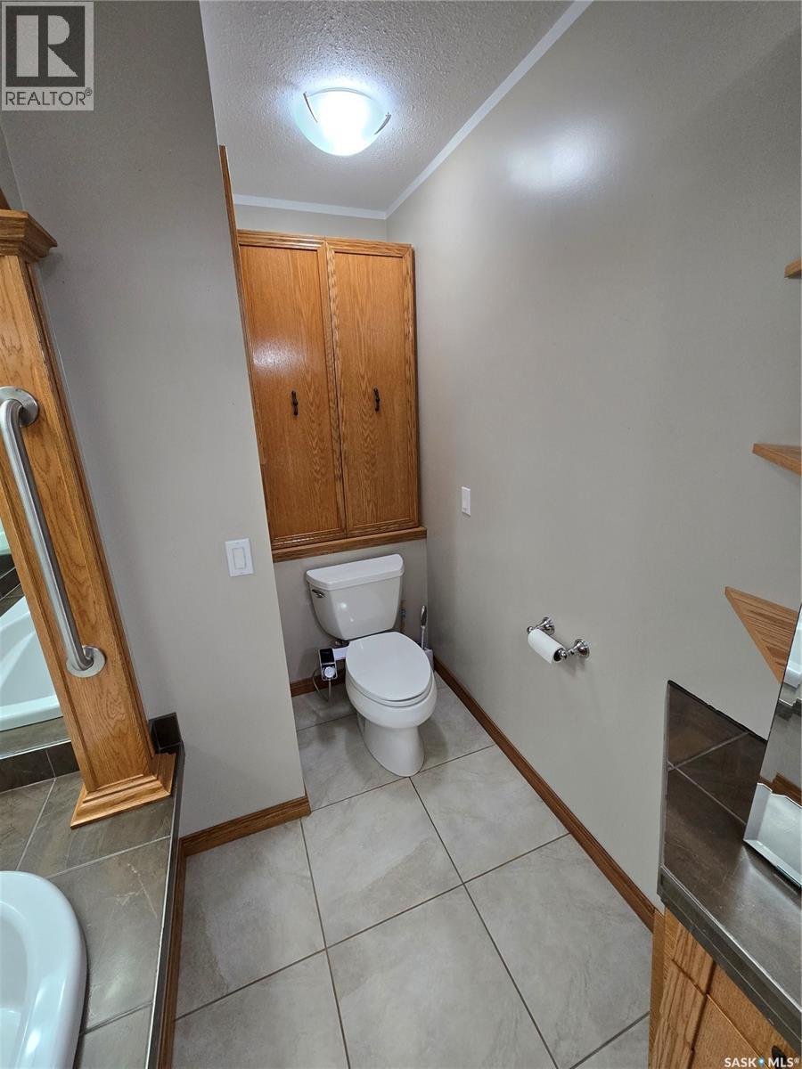 605 Elgin Street, Weyburn, Saskatchewan  S4H 0B9 - Photo 23 - SK016779