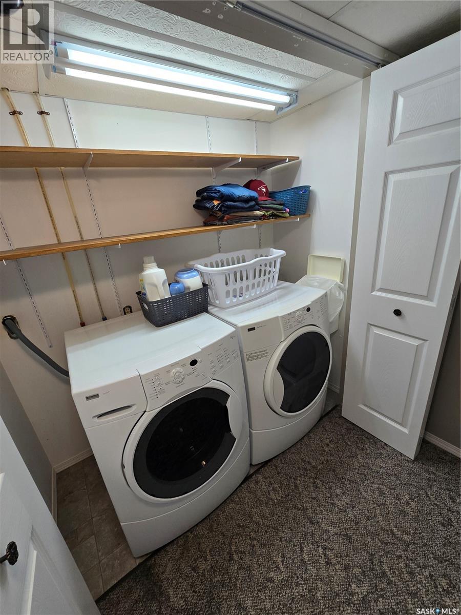 605 Elgin Street, Weyburn, Saskatchewan  S4H 0B9 - Photo 33 - SK016779