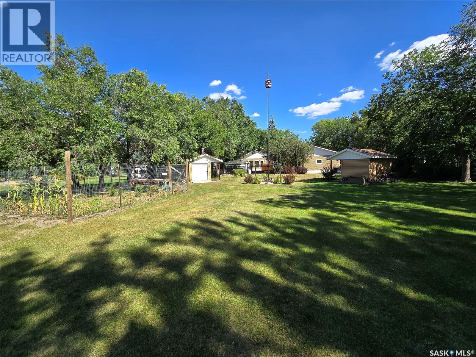 605 Elgin Street, Weyburn, Saskatchewan  S4H 0B9 - Photo 50 - SK016779