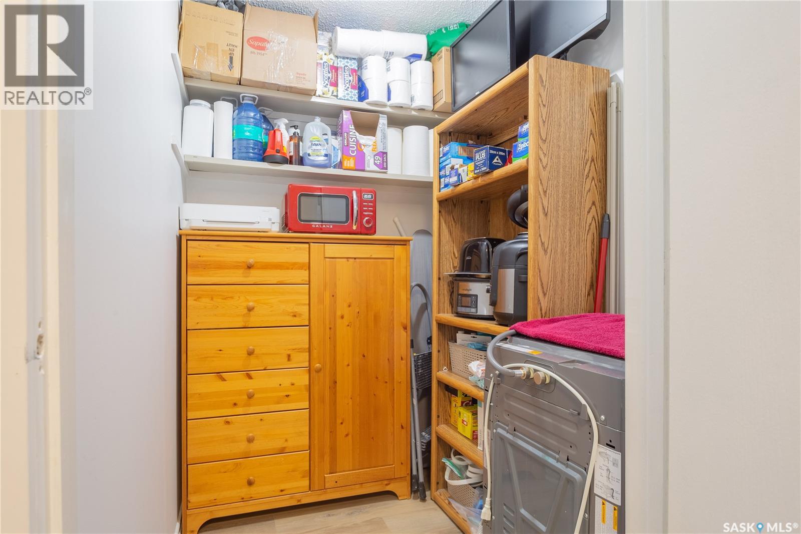 Property at 8 4219 Degeer STREET image 5