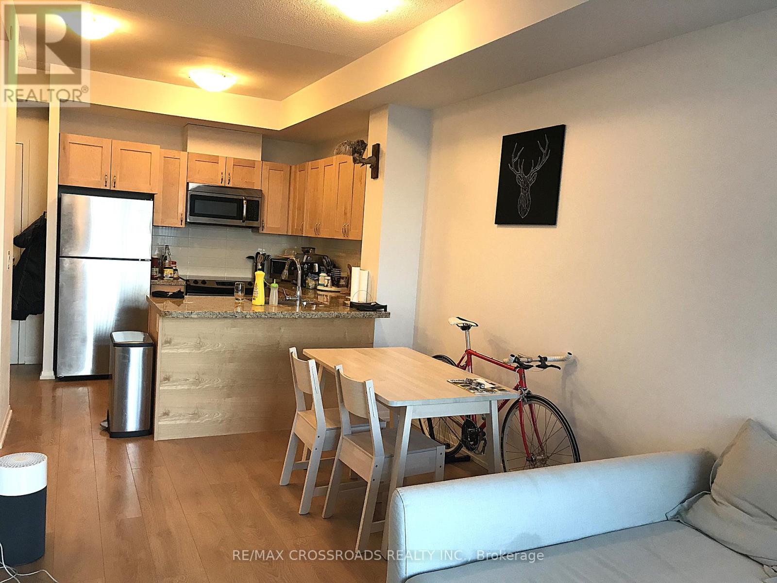 636 - 540 Bur Oak Avenue, Markham, Ontario  L8C 0C4 - Photo 3 - N12366858