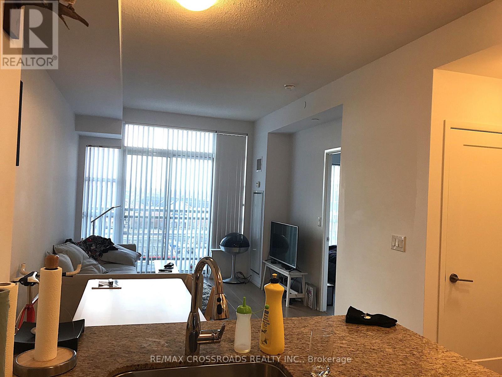 636 - 540 Bur Oak Avenue, Markham, Ontario  L8C 0C4 - Photo 4 - N12366858