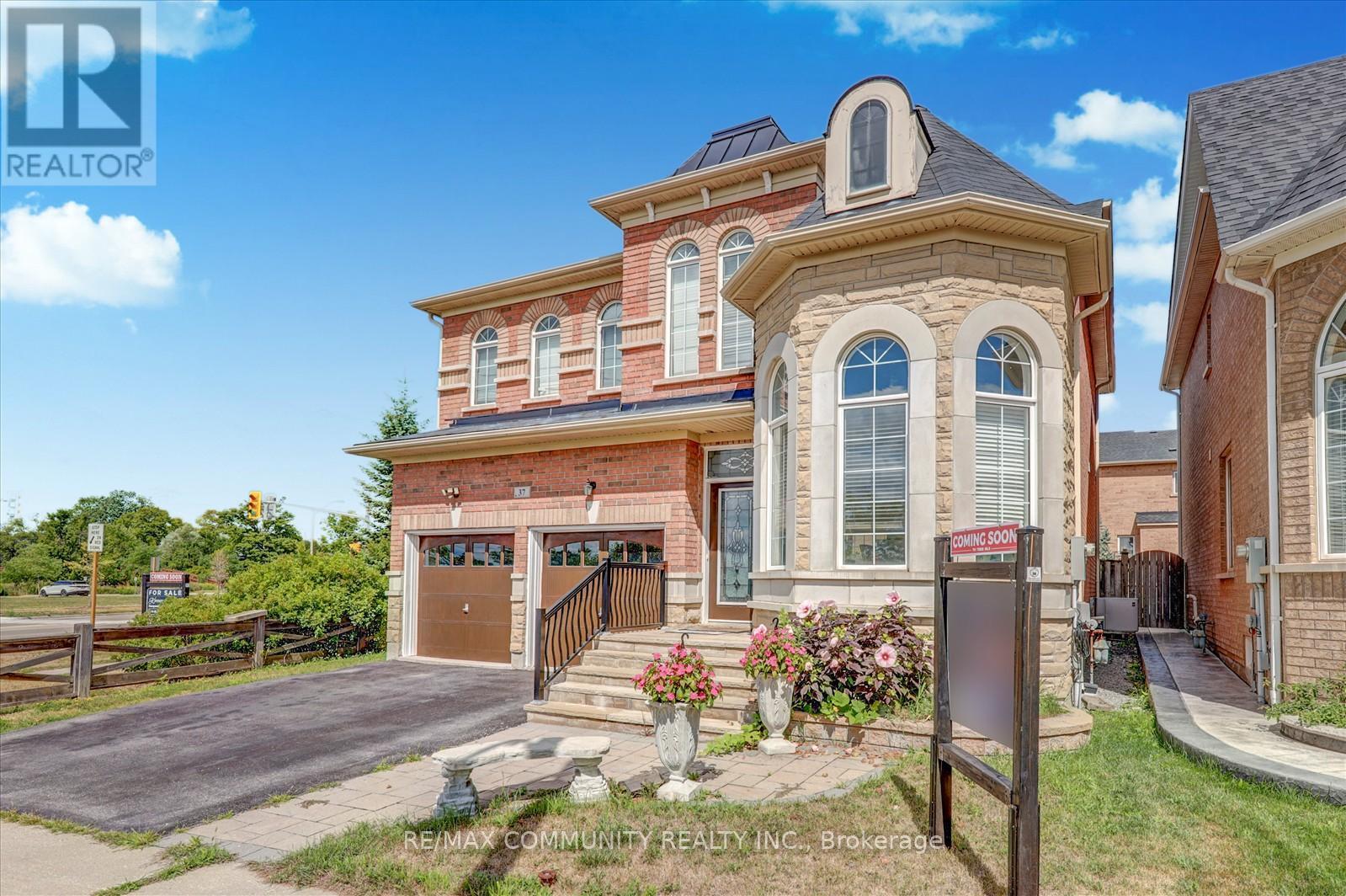Property at 37 CONDARCURI CRESCENT image 4