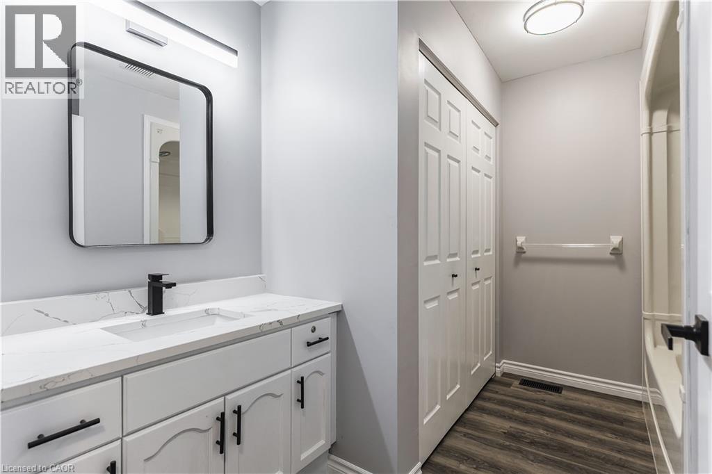 1030 Colborne Street E Unit# 20, Brantford, Ontario  N3S 3T6 - Photo 16 - 40763991