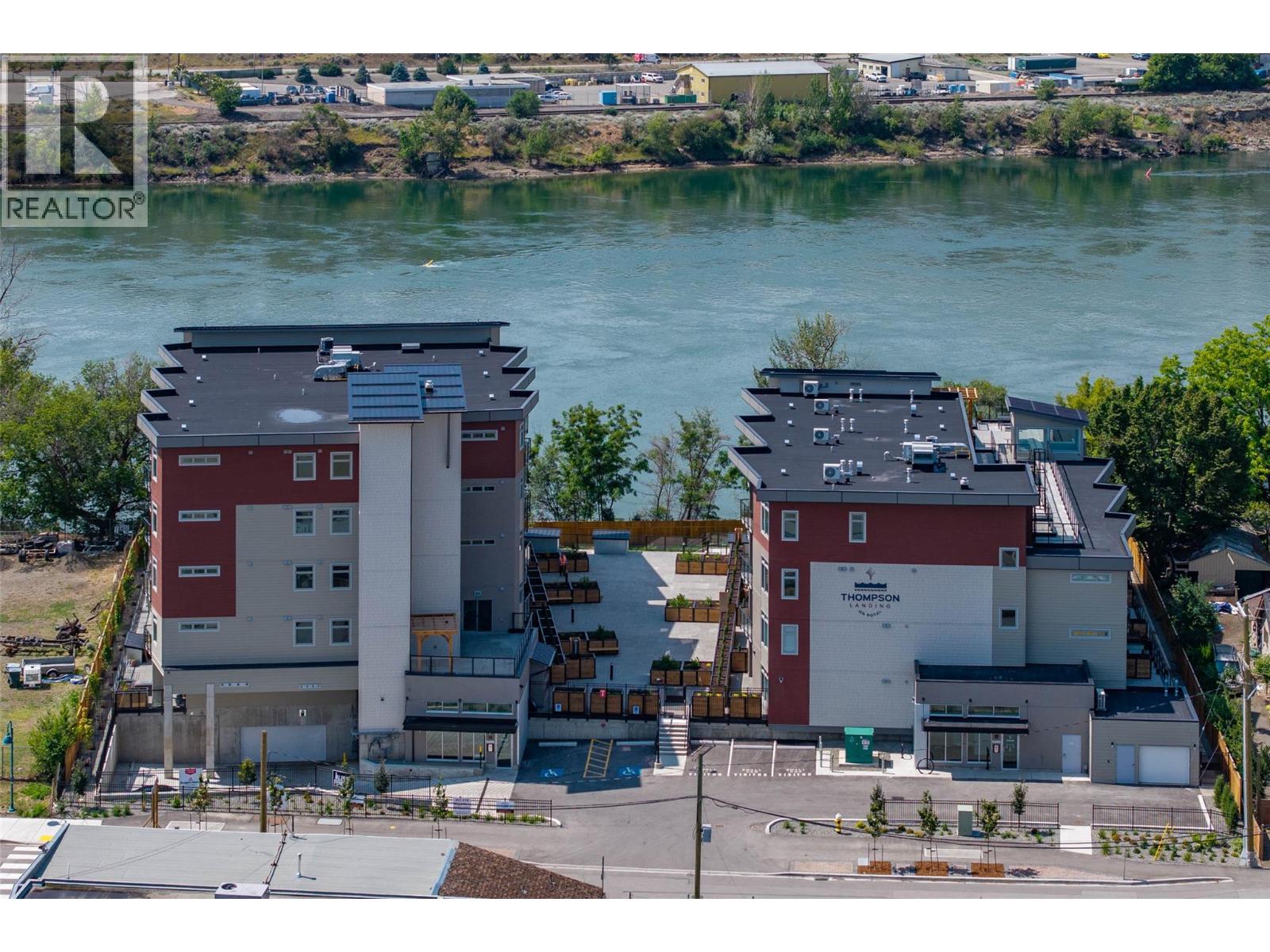 207/215 Royal Avenue, Kamloops, British Columbia