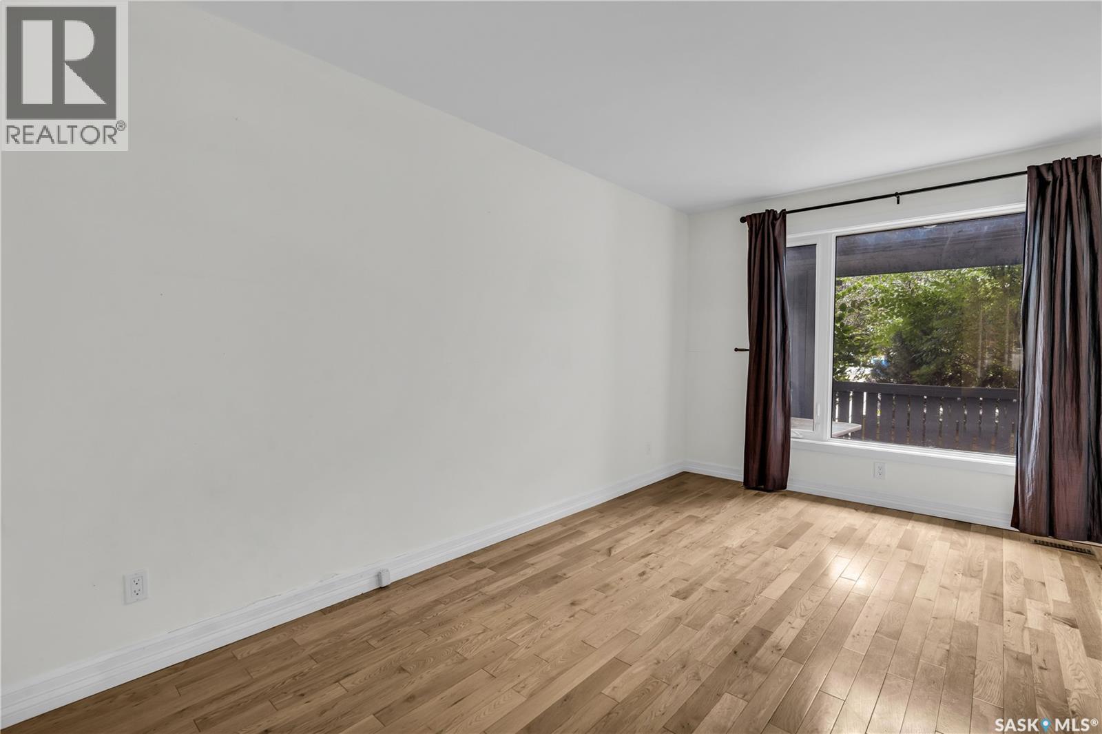 2643 Kliman Crescent, Regina, Saskatchewan  S4V 0M1 - Photo 4 - SK014413