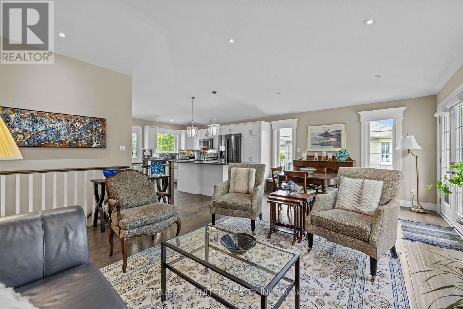 160 - 301 Carnegie Avenue, Peterborough, Ontario  K9L 0E9 - Photo 14 - X12366899