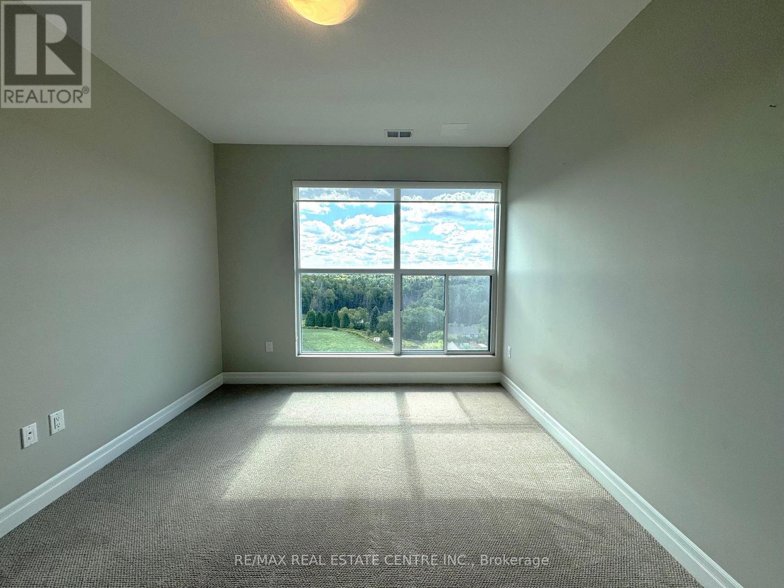 1003 - 1880 Gordon Street, Guelph, Ontario  N1L 1G7 - Photo 11 - X12366785