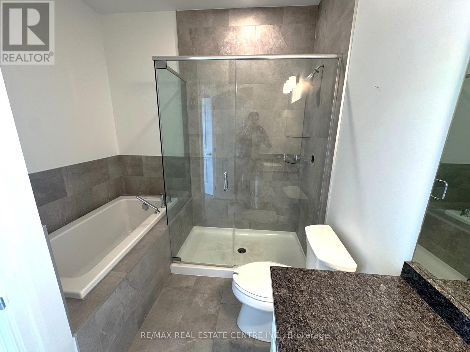 1003 - 1880 Gordon Street, Guelph, Ontario  N1L 1G7 - Photo 13 - X12366785