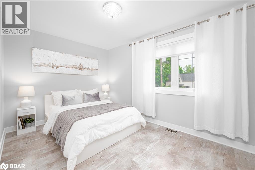 406 Peter Street N, Orillia, Ontario  L3V 5A7 - Photo 30 - 40752779