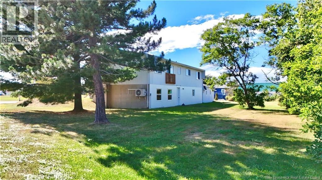 1185 Bryar, Beresford, New Brunswick  E8K 1B2 - Photo 5 - NB125583