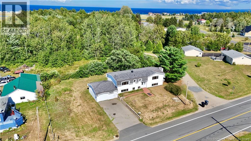 1185 Bryar, Beresford, New Brunswick  E8K 1B2 - Photo 2 - NB125583