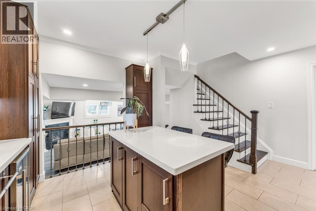 650 Acadia Drive, Hamilton, Ontario  L8W 3V1 - Photo 5 - 40763612