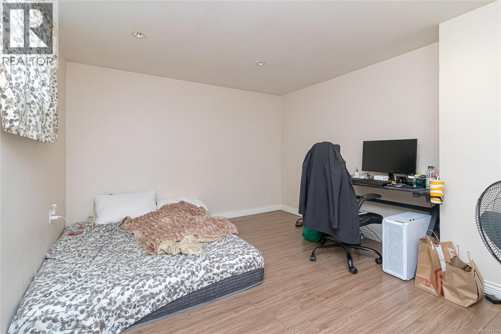 1237 Hillside Ave, Victoria, British Columbia  V8T 2B1 - Photo 7 - 1011839