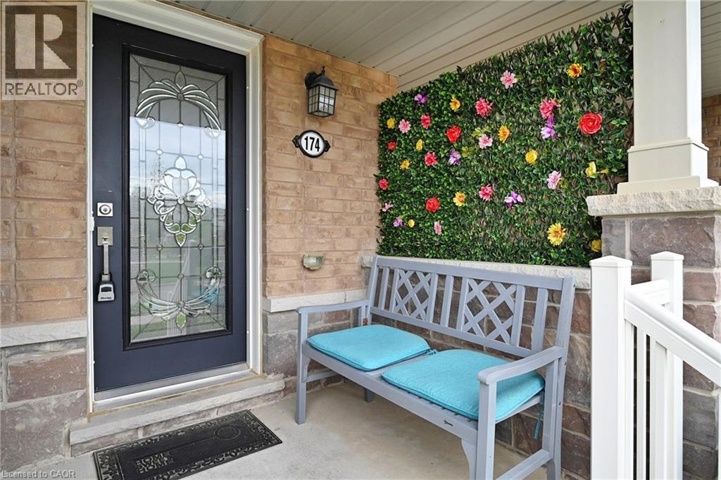 174 Maclachlan Avenue, Caledonia, Ontario  N3W 0E1 - Photo 4 - 40763971
