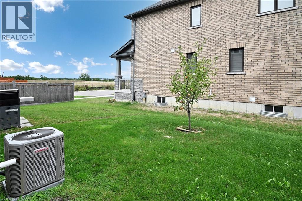 174 Maclachlan Avenue, Caledonia, Ontario  N3W 0E1 - Photo 42 - 40763971