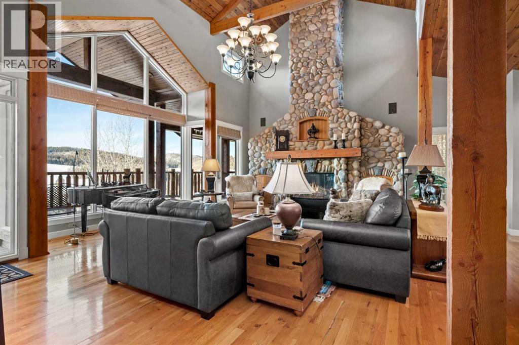 35 Horseshoe Bend, Rural Foothills County, Alberta  T0L 1K0 - Photo 3 - A2249641