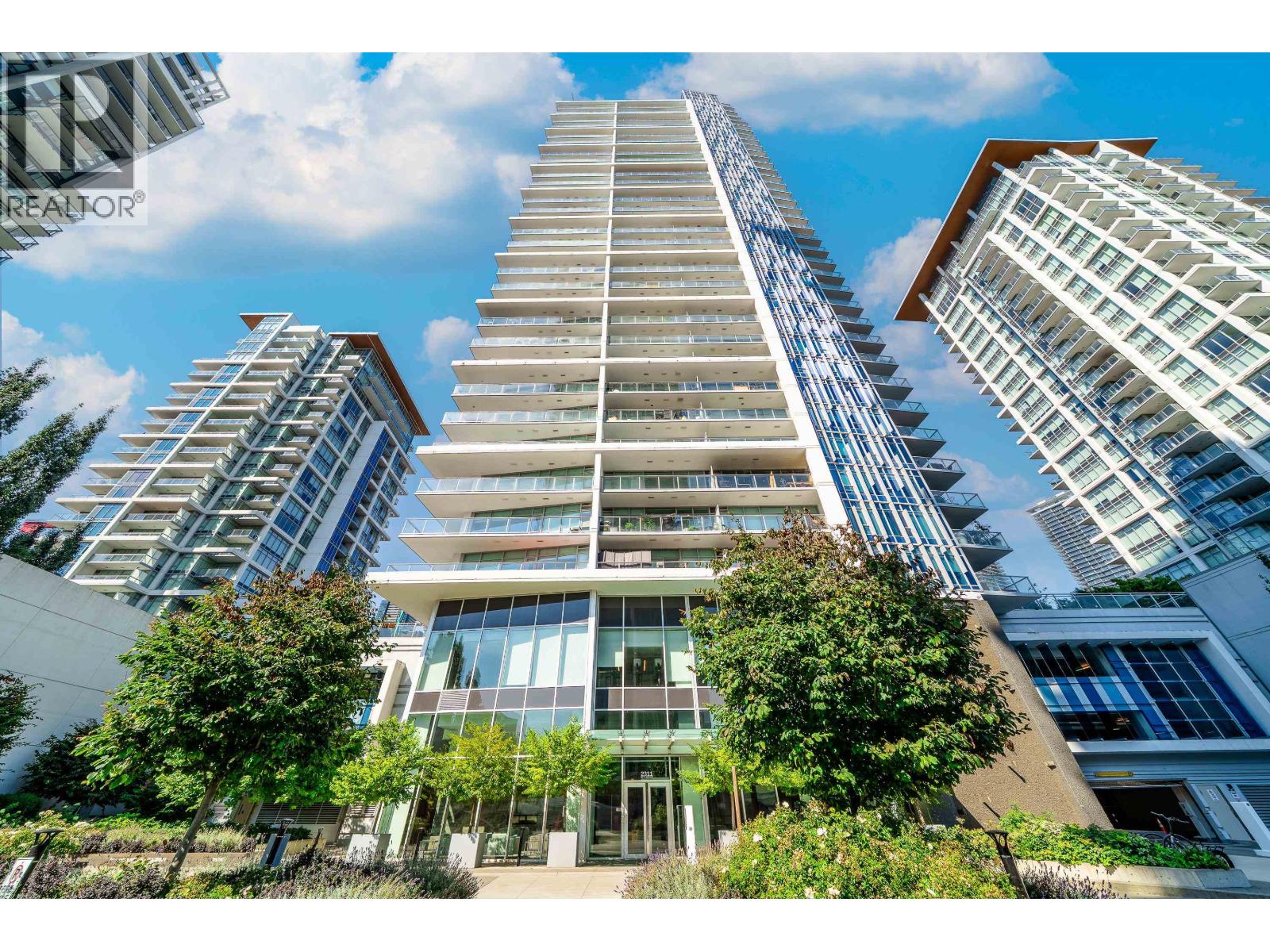 1702 2311 BETA AVENUE, Burnaby, British Columbia