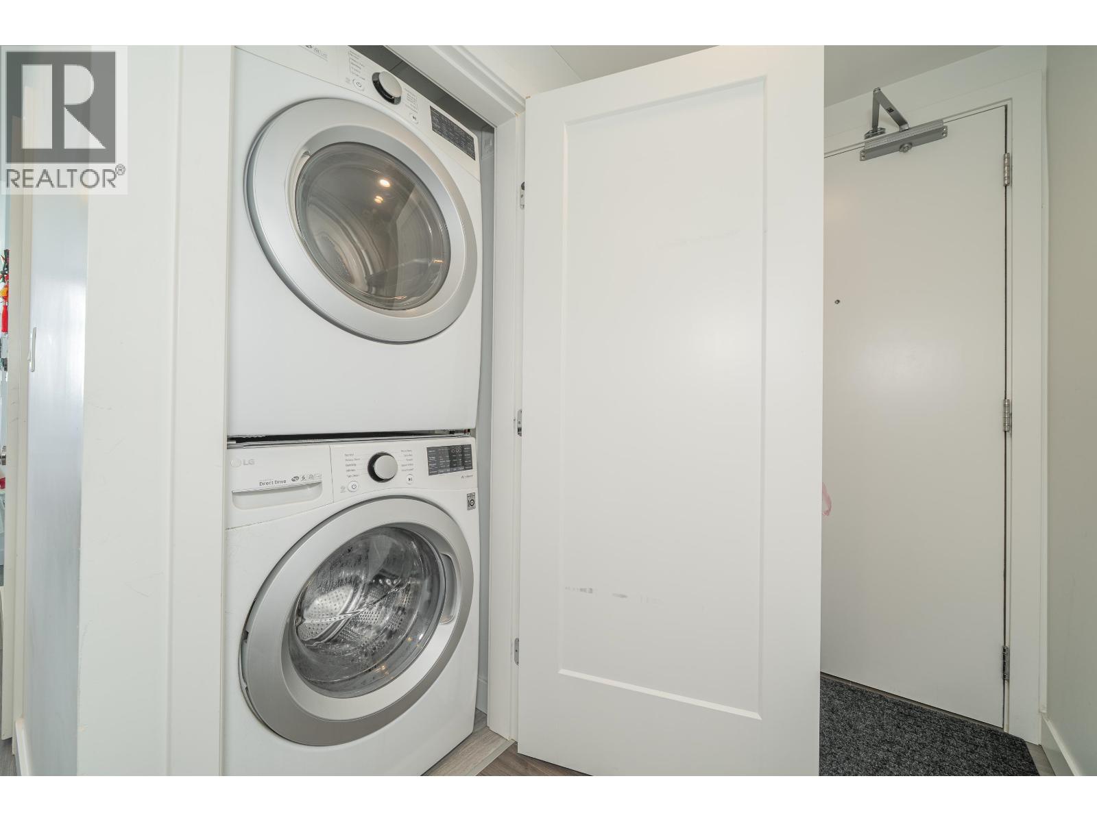 1702 2311 Beta Avenue, Burnaby, British Columbia  V5C 0M1 - Photo 3 - R3039764