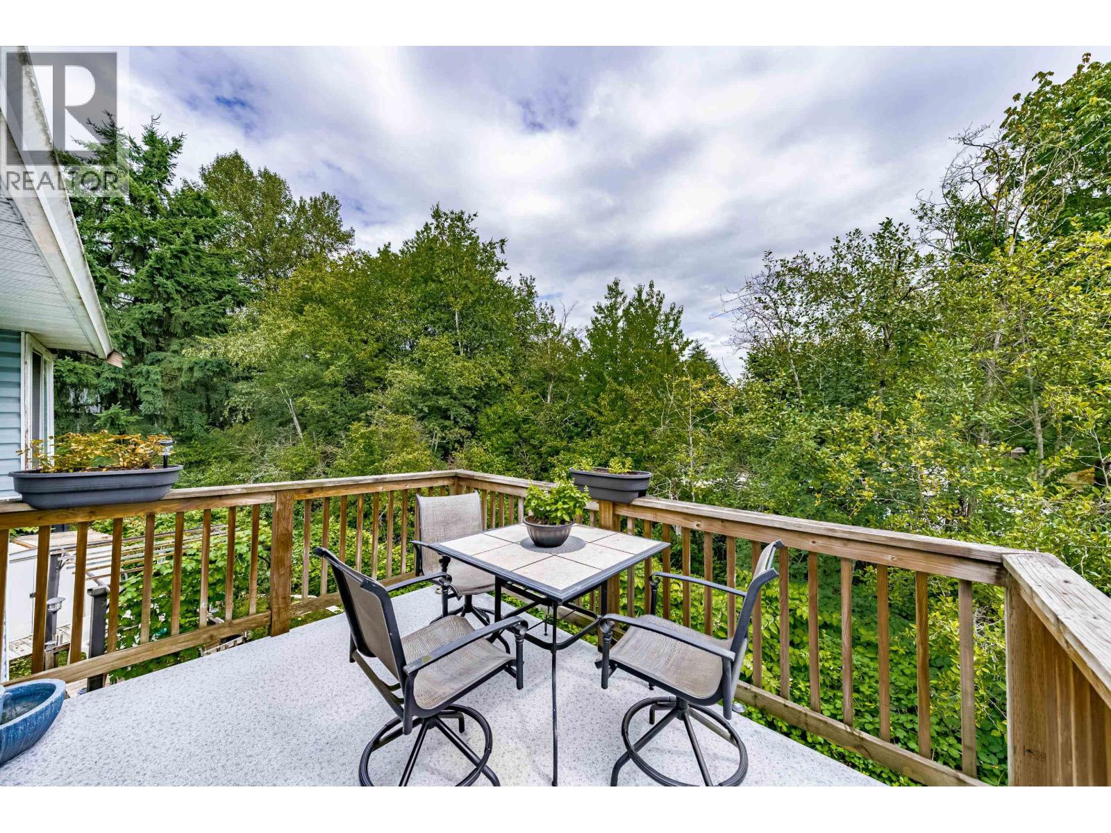 2025 Poel Place, Port Coquitlam, British Columbia  V3C 5H9 - Photo 3 - R3040051