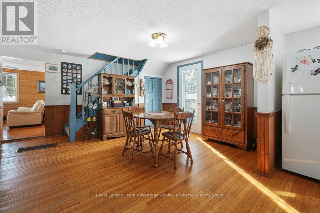 27 Burnside Bridge Road, Mcdougall, Ontario  P2A 2W9 - Photo 17 - X10436444