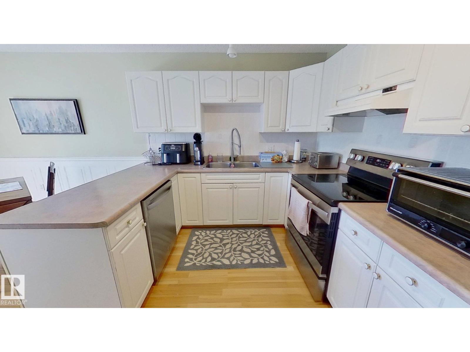 #12 13217 155 Av Nw, Edmonton, Alberta  T6V 1E6 - Photo 3 - E4454884