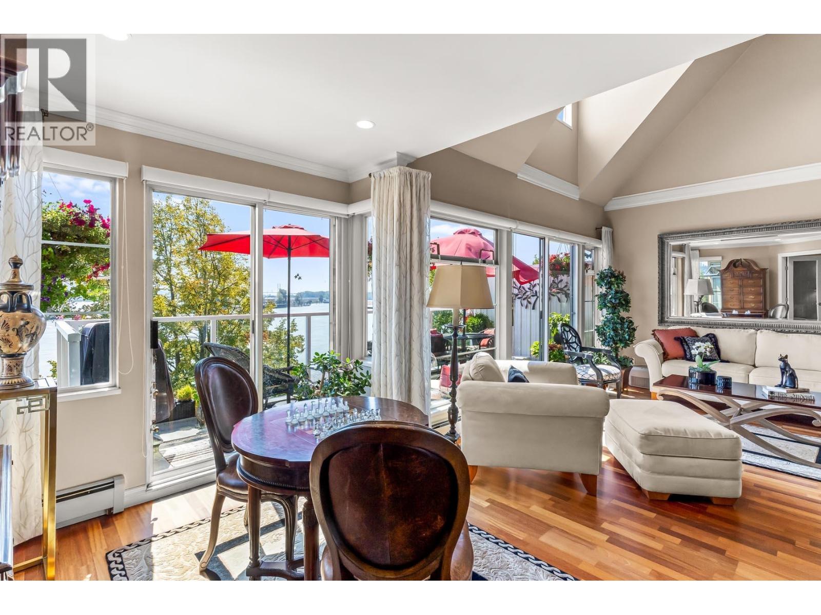 408 12 K De K Court, New Westminster, British Columbia  V3M 6C5 - Photo 9 - R3040693