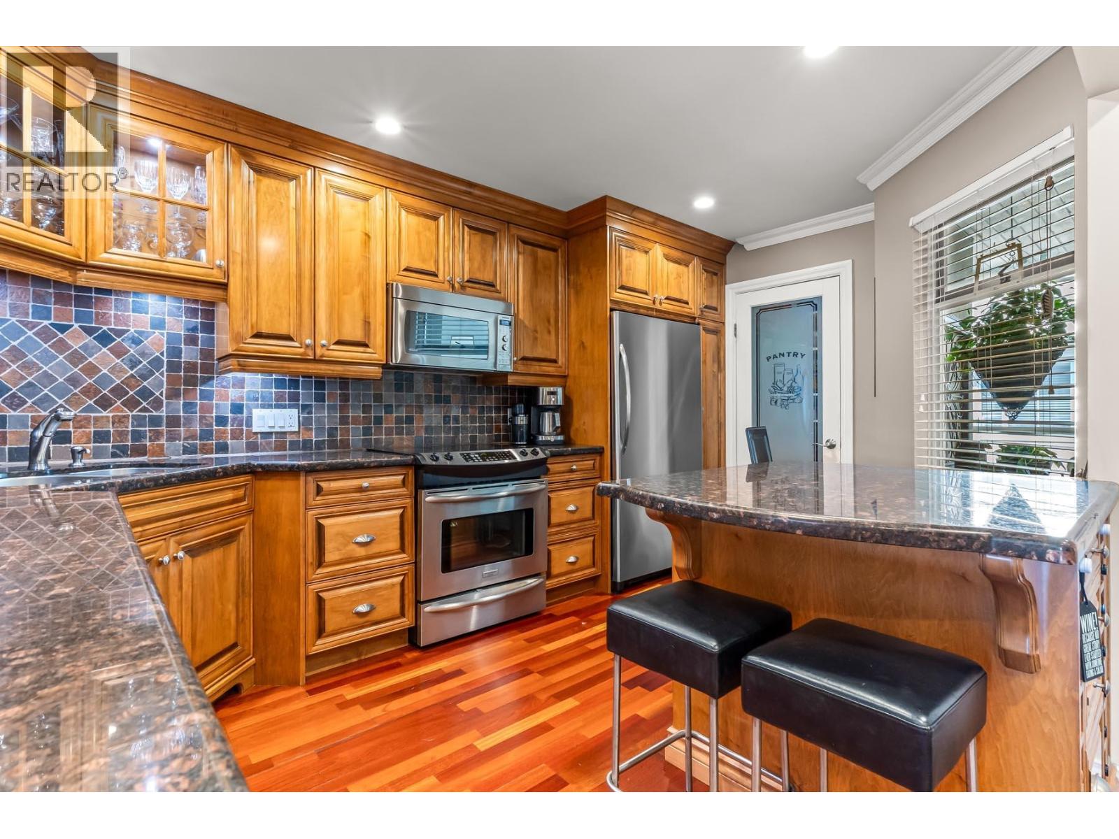 408 12 K De K Court, New Westminster, British Columbia  V3M 6C5 - Photo 12 - R3040693