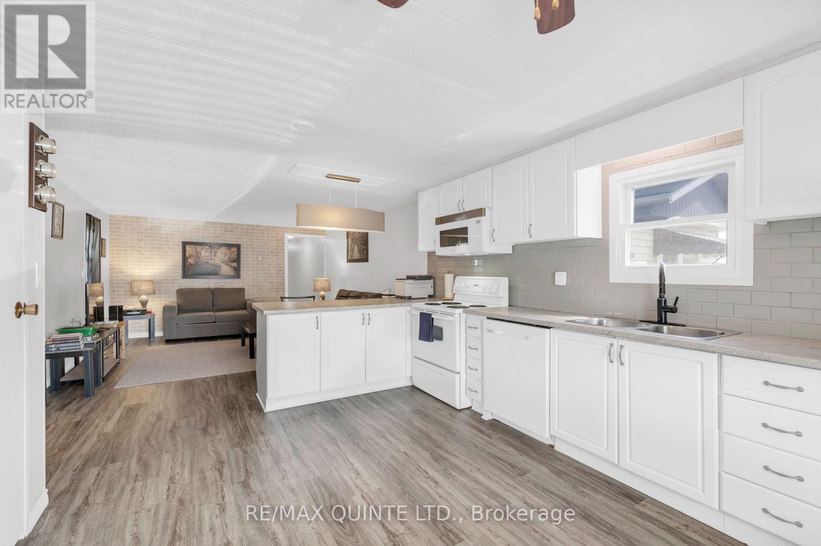 44 - 311 Dundas Street, Quinte West (Trenton Ward), Ontario  K8V 1M1 - Photo 8 - X12366979