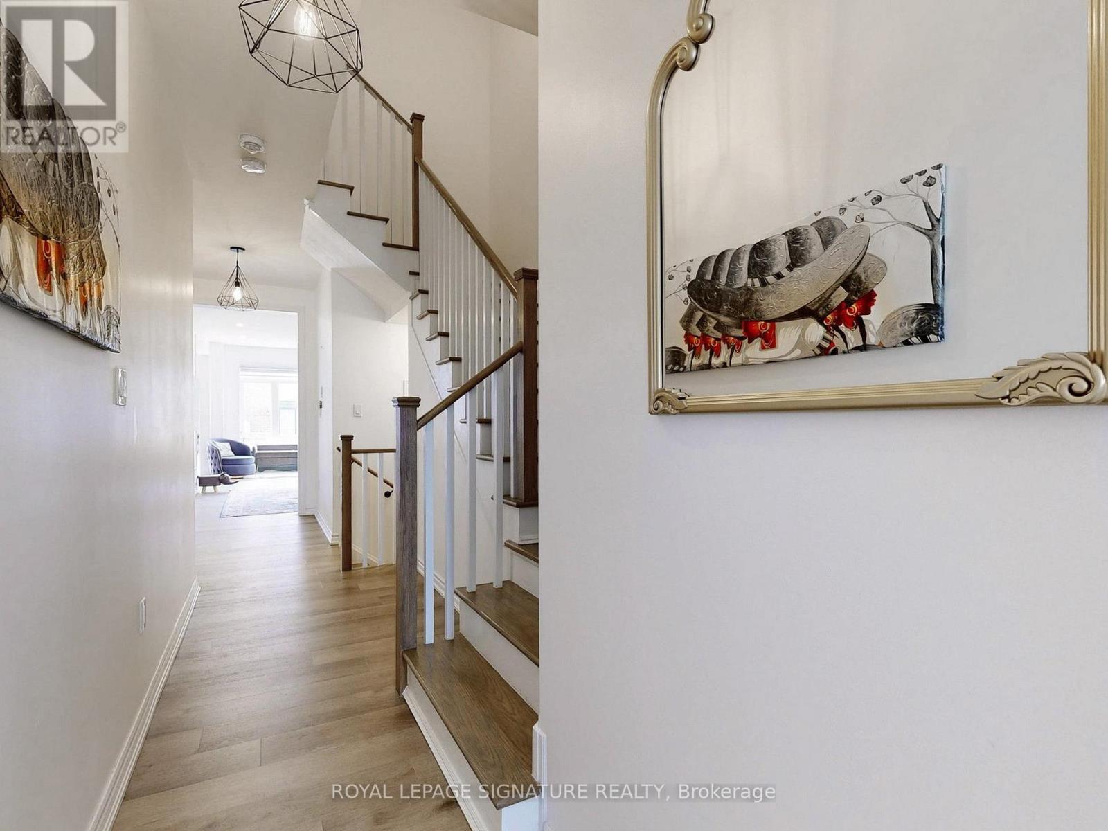 54 Tiberini Way, Bradford West Gwillimbury, Ontario  L3Z 4K3 - Photo 21 - N12366878
