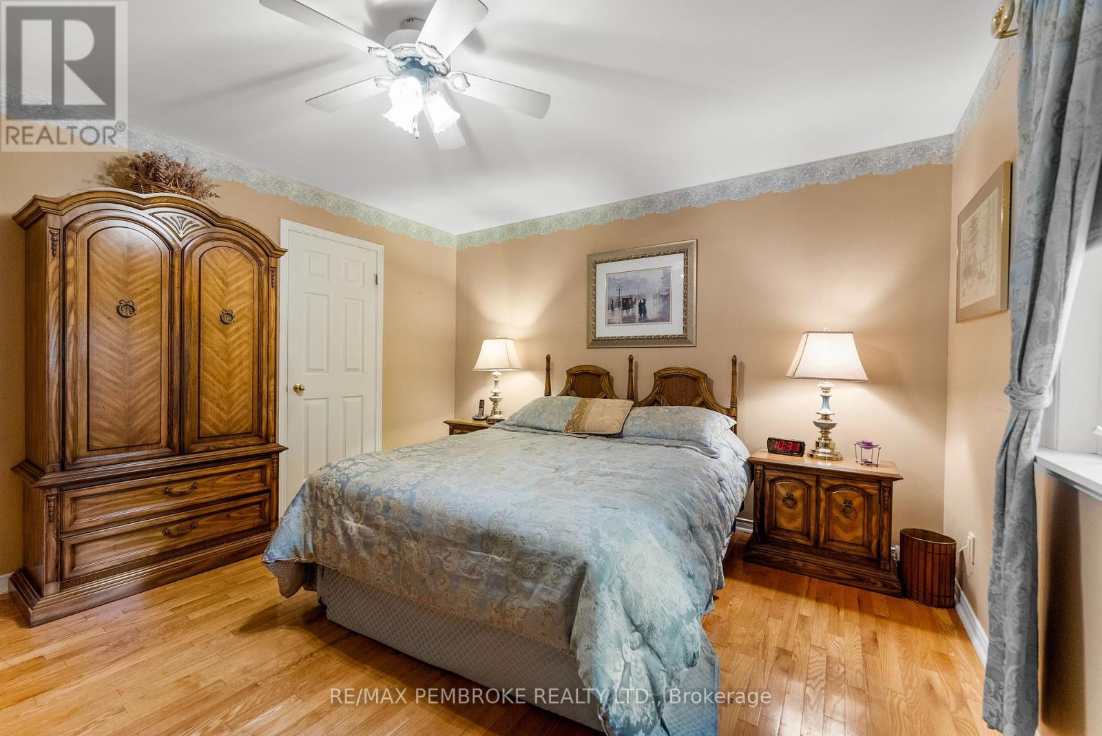 114 Stoneyfield Road, Laurentian Valley, Ontario  K8B 1B7 - Photo 31 - X12367015