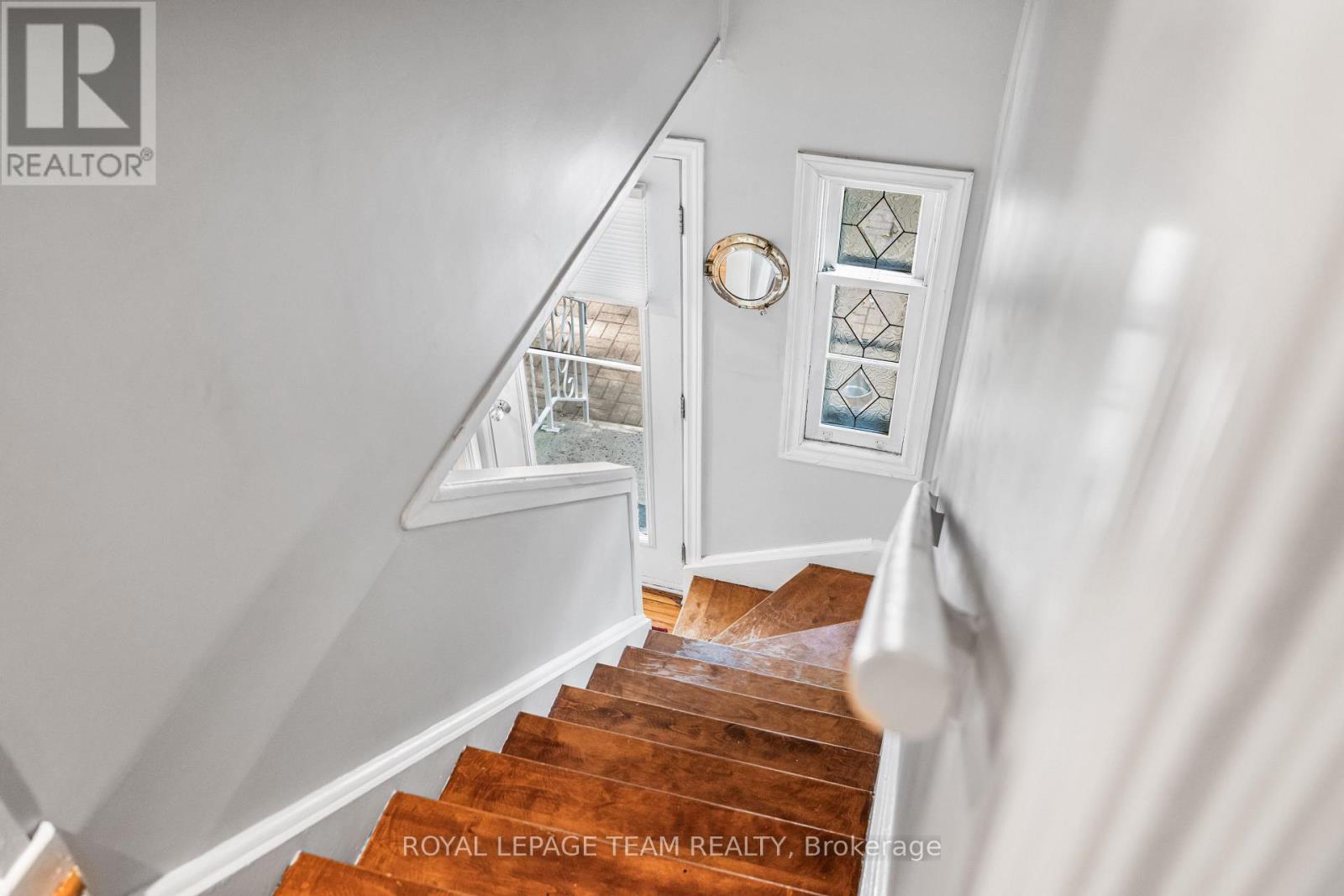 158 Anna Avenue, Ottawa, Ontario  K1Z 7V2 - Photo 23 - X12367007