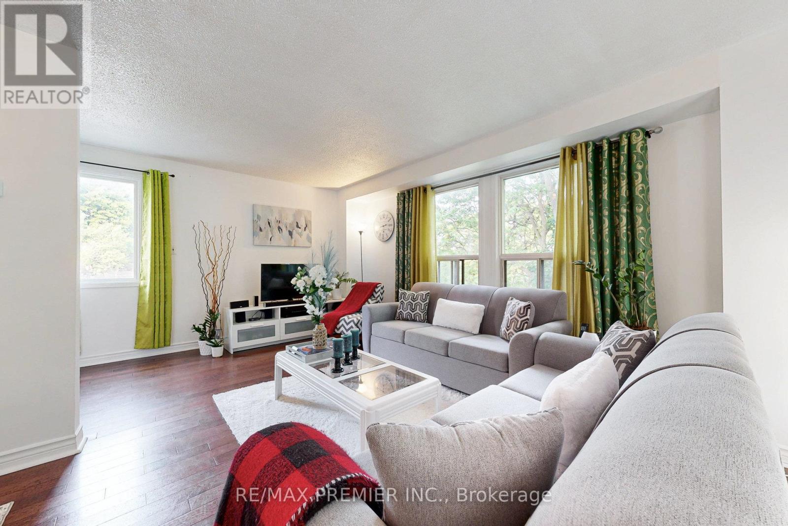 120 Ellerslie Road, Brampton, Ontario  L6T 4C3 - Photo 7 - W12366886