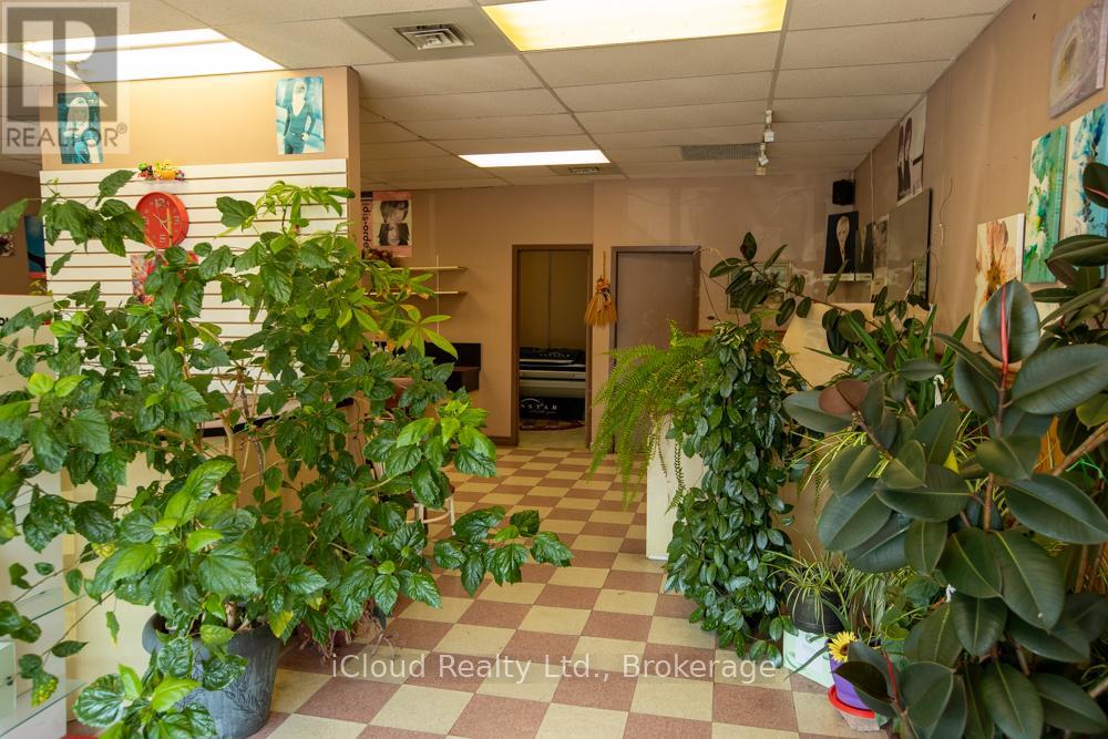 170 Brantwood Park, Brantford, Ontario  N3P 1N7 - Photo 6 - X12312518