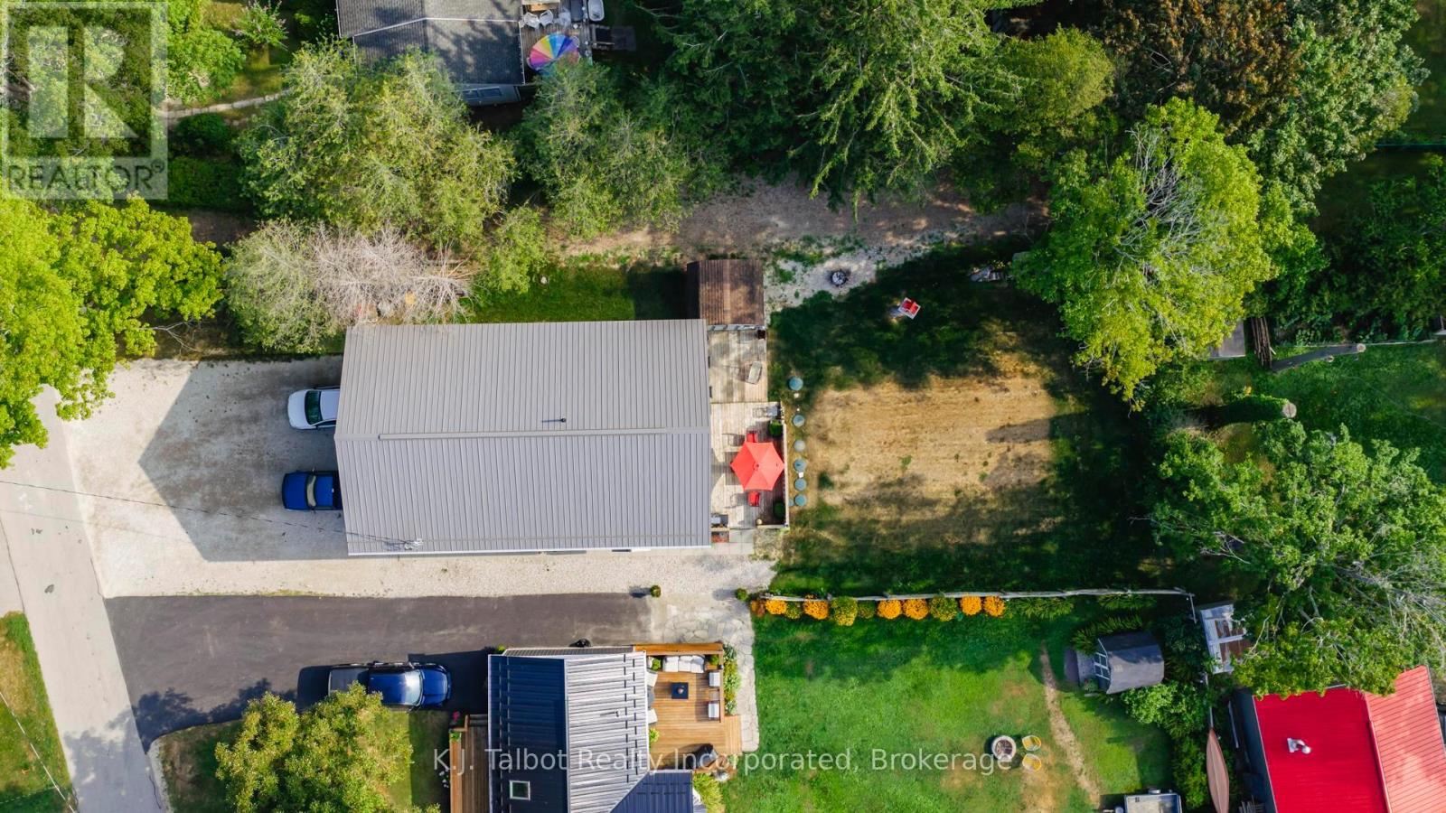 30 Bluewater Drive, Central Huron, Ontario  N7A 3X8 - Photo 48 - X12333385