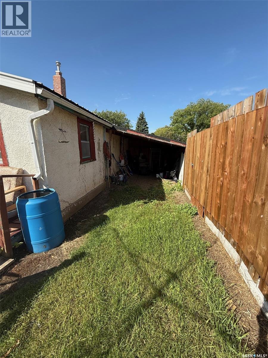 1202 108th Street, North Battleford, Saskatchewan  S9A 2B4 - Photo 19 - SK016792