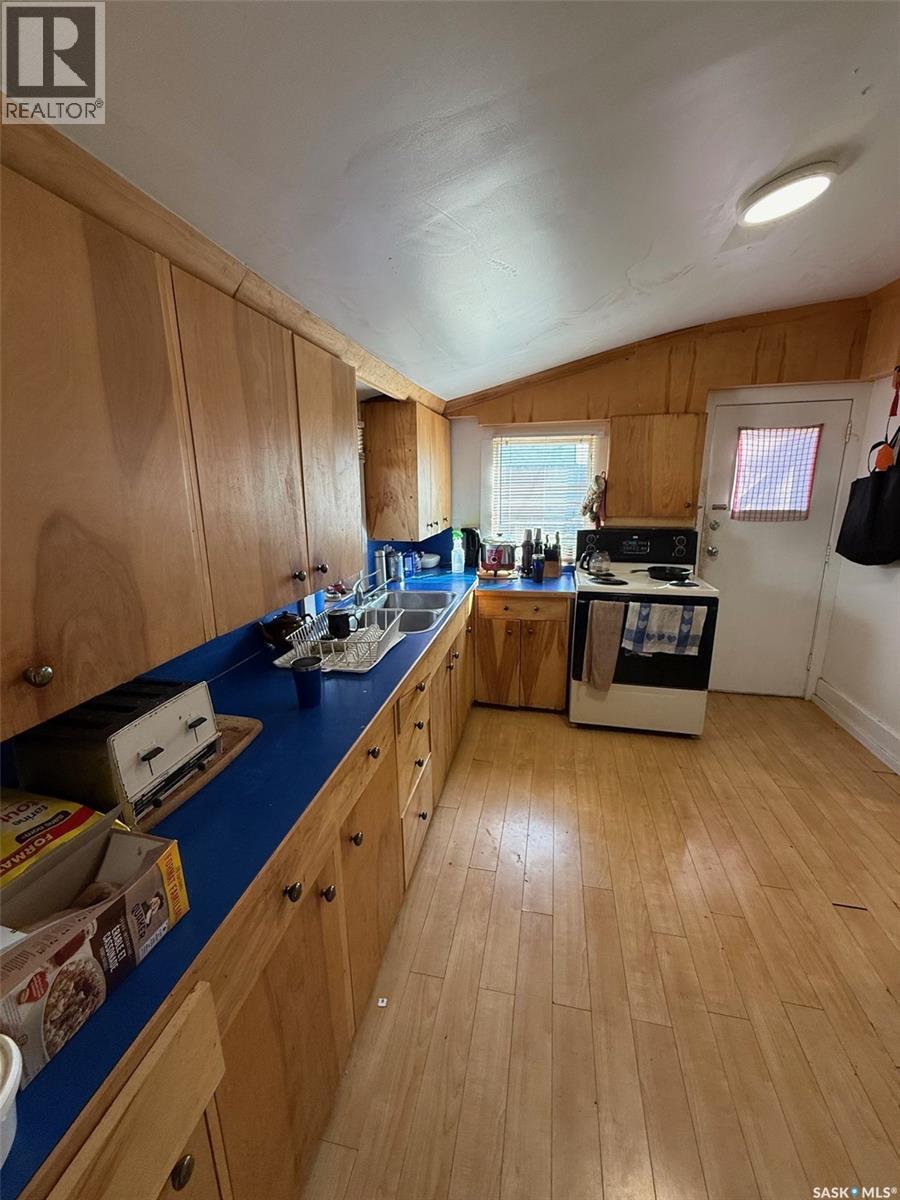 1202 108th Street, North Battleford, Saskatchewan  S9A 2B4 - Photo 5 - SK016792